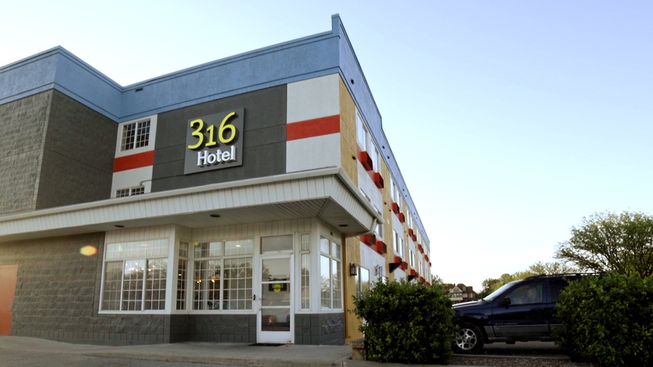 316 Hotel Thedoodah Hotels Downtown Wichita Ks Check Rates