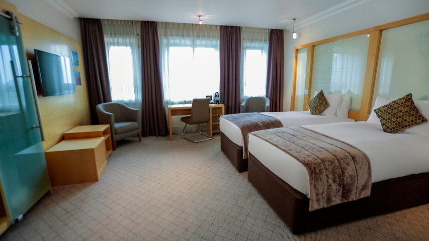New Deluxe Twin Room Near Hyde Park The Berland Guoman Hotels